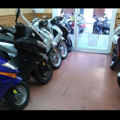 Dac Motos motos estacionadas